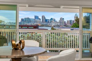 420 1st St, Coronado, CA 92118