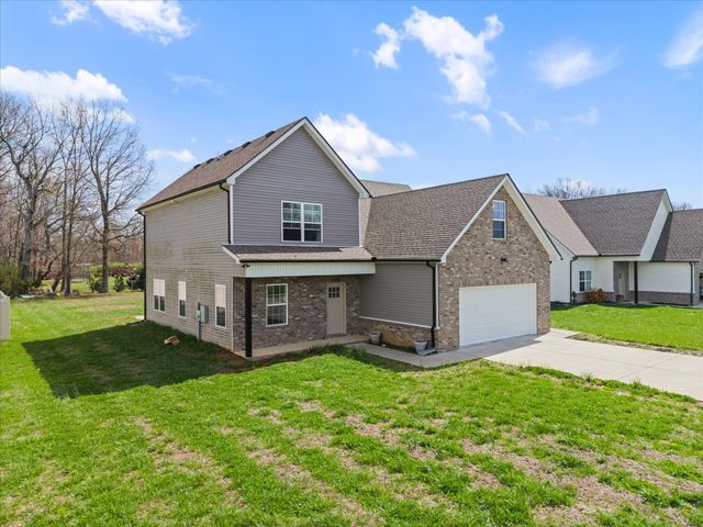 297 Villa St, Smithville, TN 37166
