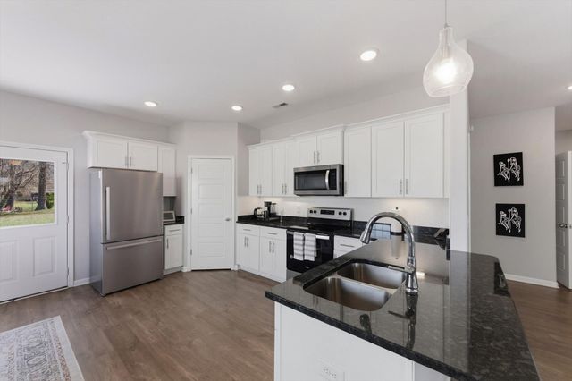 297 Villa St, Smithville, TN 37166