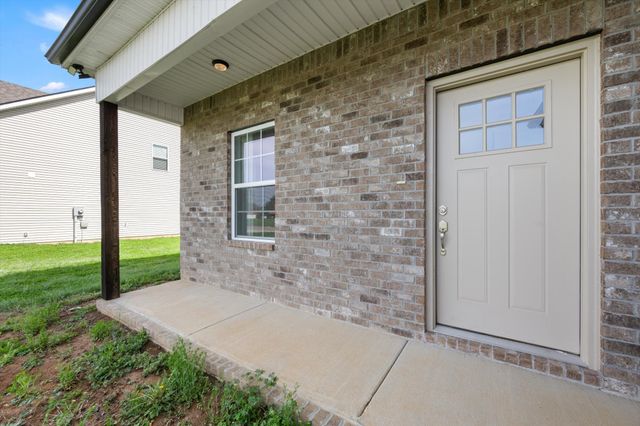 297 Villa St, Smithville, TN 37166