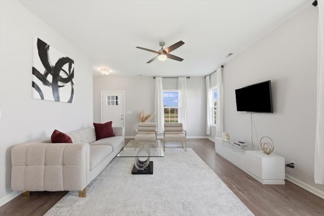 297 Villa St, Smithville, TN 37166