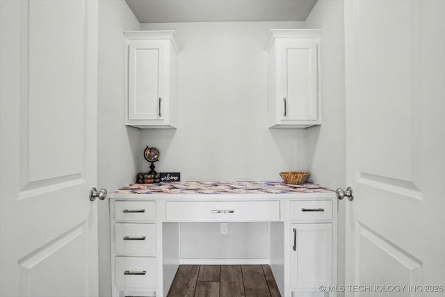 10104 S 233rd East Avenue, Broken Arrow, OK 74014