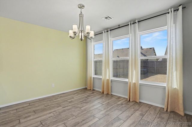 10104 S 233rd East Avenue, Broken Arrow, OK 74014