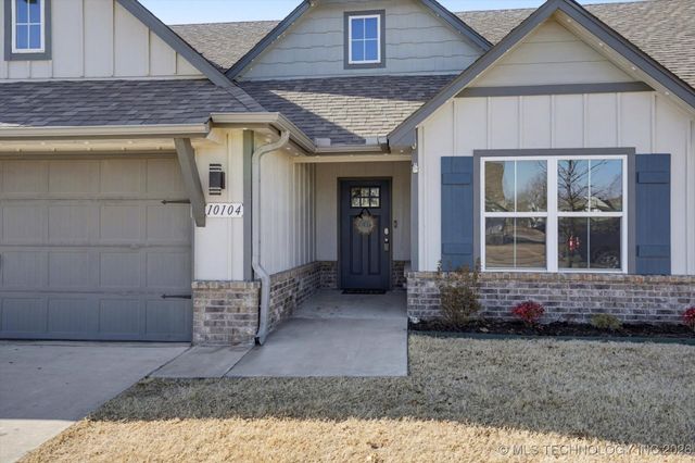 10104 S 233rd East Avenue, Broken Arrow, OK 74014