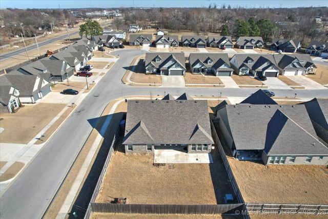 10104 S 233rd East Avenue, Broken Arrow, OK 74014