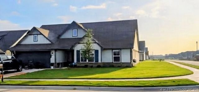 10104 S 233rd East Avenue, Broken Arrow, OK 74014