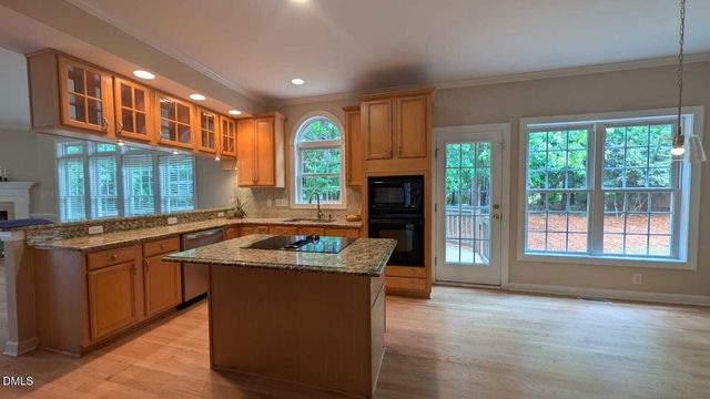 102 Hemingford Grey Court, Cary, NC 27518