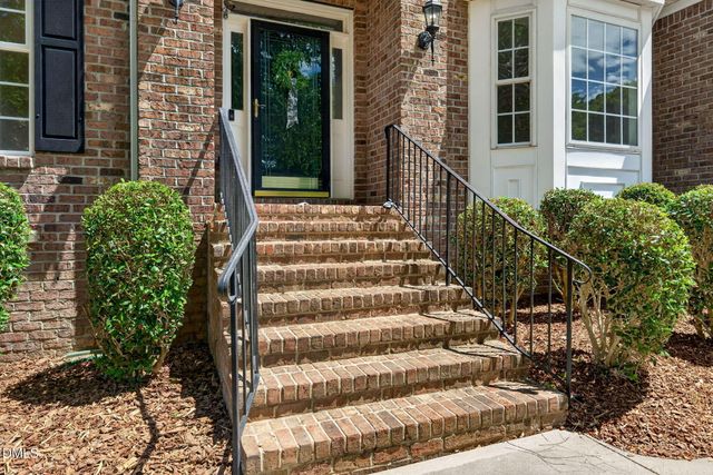 102 Hemingford Grey Court, Cary, NC 27518