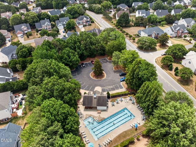 102 Hemingford Grey Court, Cary, NC 27518