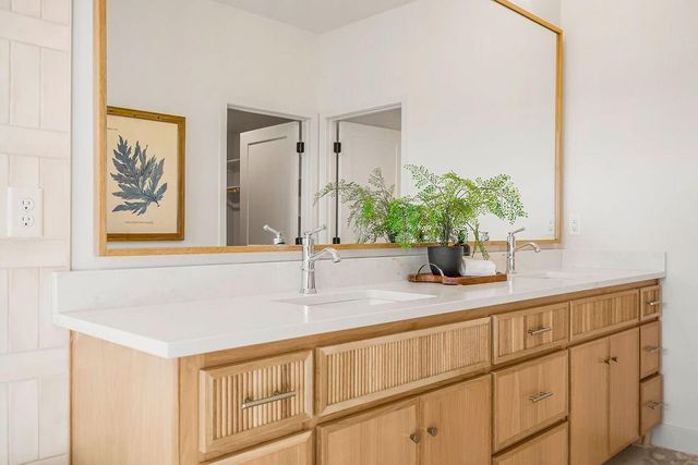 16388 S Elmridge Street, Olathe, KS 66062