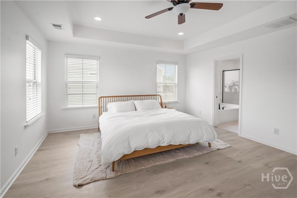 Image 22 of property listing at 60 McCrady Drive, Richmond Hill, GA 31324