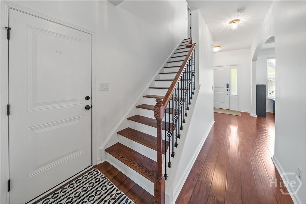 Image 7 of property listing at 60 McCrady Drive, Richmond Hill, GA 31324