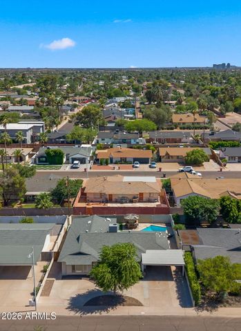 8213 E WHITTON Avenue, Scottsdale, AZ 85251