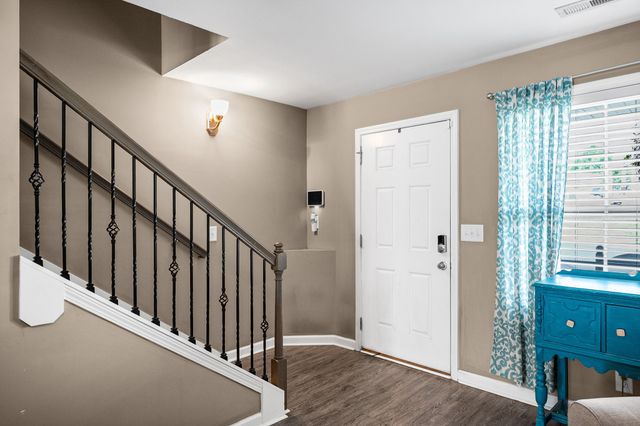 389 Sam Houston Cir, Clarksville, TN 37040