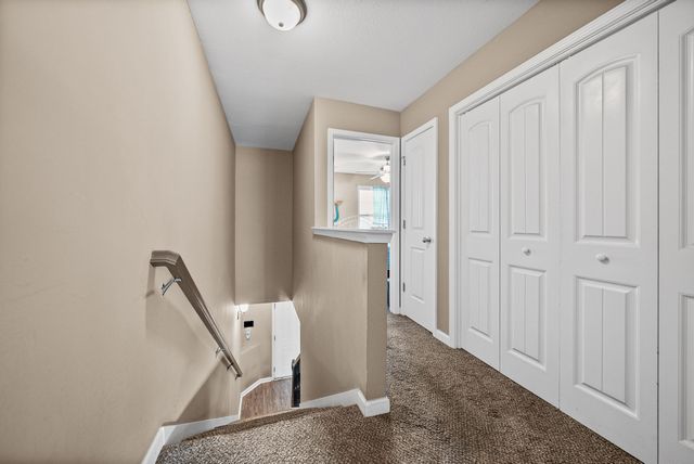 389 Sam Houston Cir, Clarksville, TN 37040
