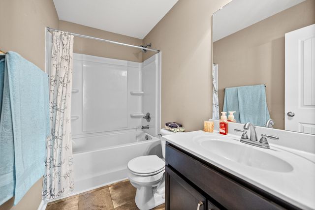 389 Sam Houston Cir, Clarksville, TN 37040