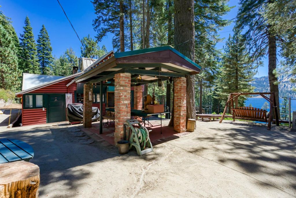 Image 16 of property listing at 24 Bear Creek Lane, Lakeshore, CA 93664