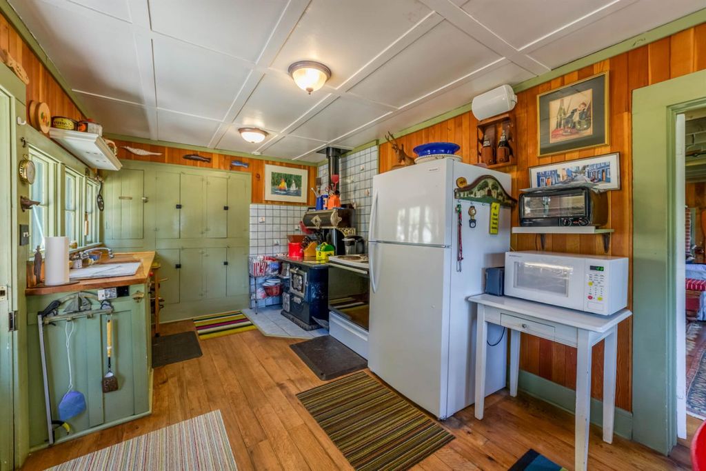 Image 46 of property listing at 24 Bear Creek Lane, Lakeshore, CA 93664