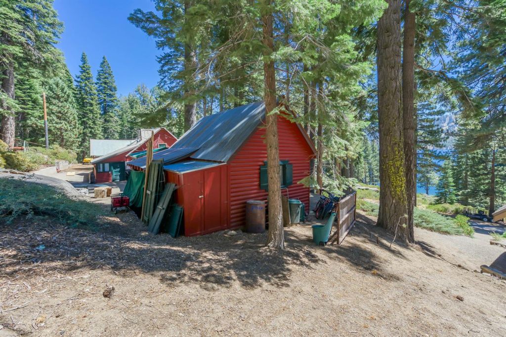Image 56 of property listing at 24 Bear Creek Lane, Lakeshore, CA 93664