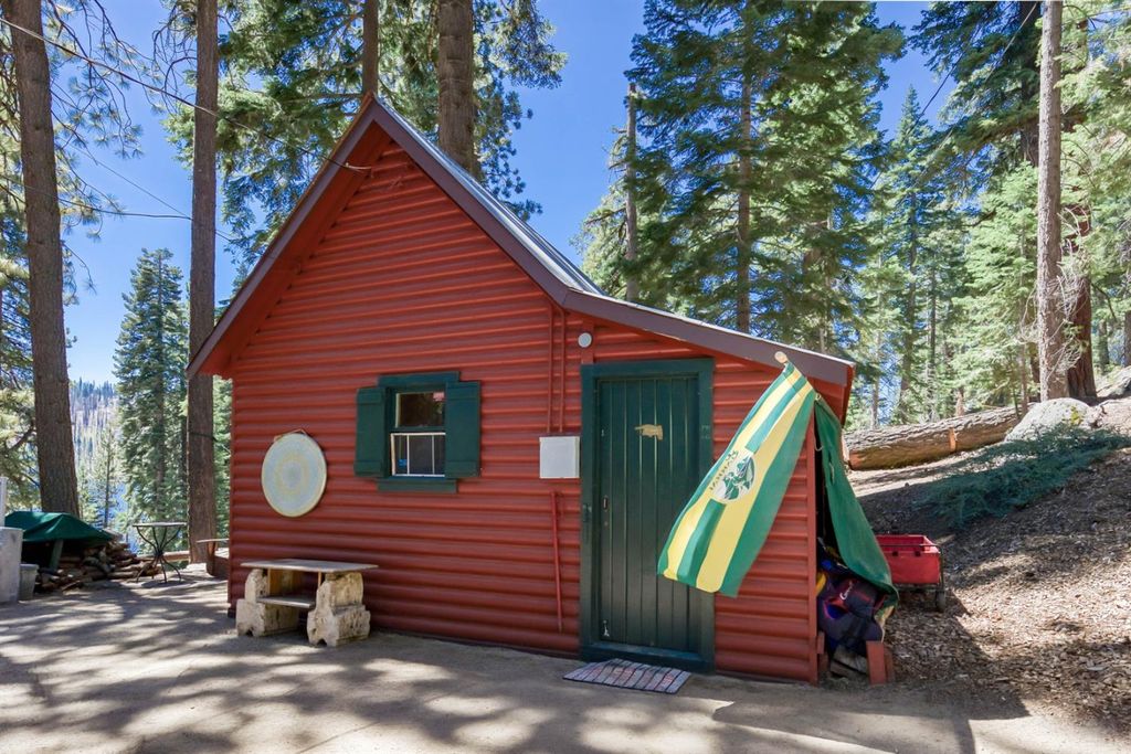 Image 59 of property listing at 24 Bear Creek Lane, Lakeshore, CA 93664