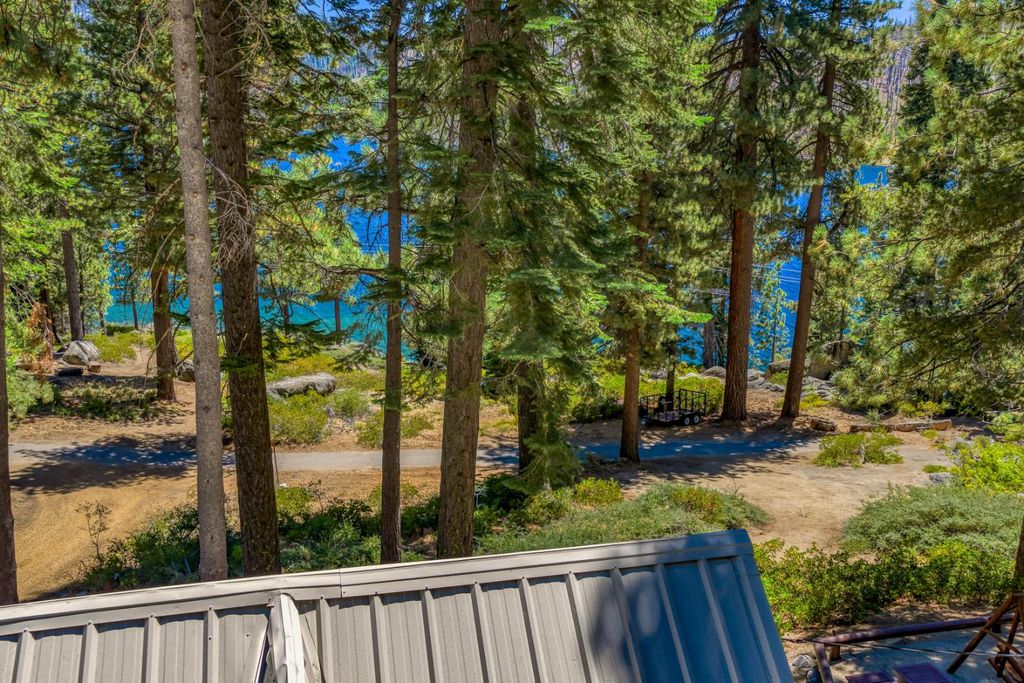Image 78 of property listing at 24 Bear Creek Lane, Lakeshore, CA 93664