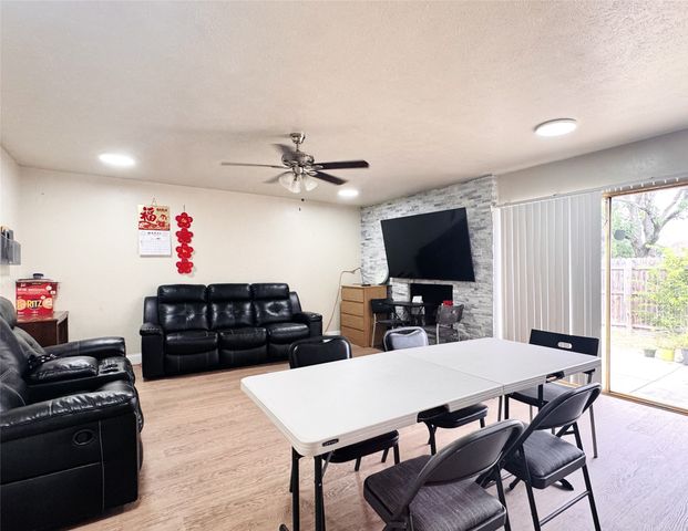 2929 Pinewood Drive, Garland, TX 75044