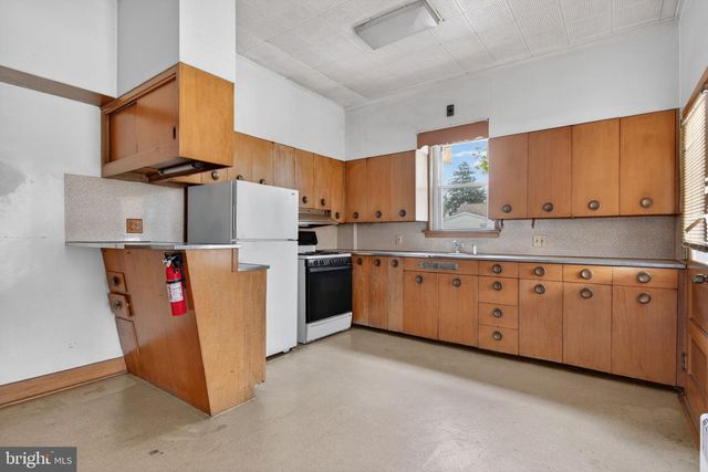 123 E WATER ST, Middletown, PA 17057