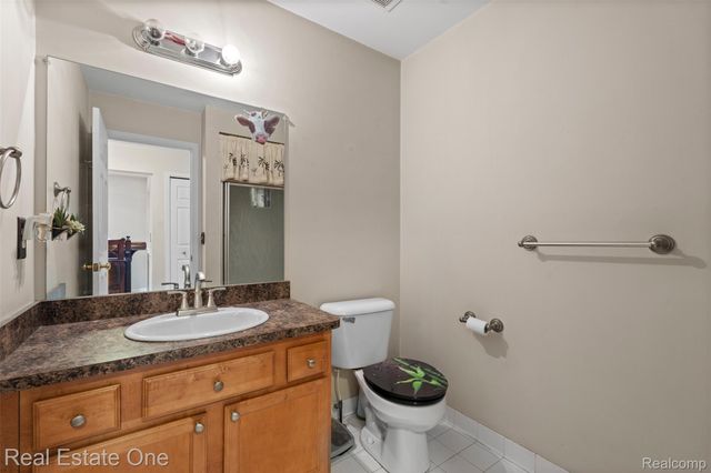 53244 Glen Oak Drive, New Baltimore, MI 48051