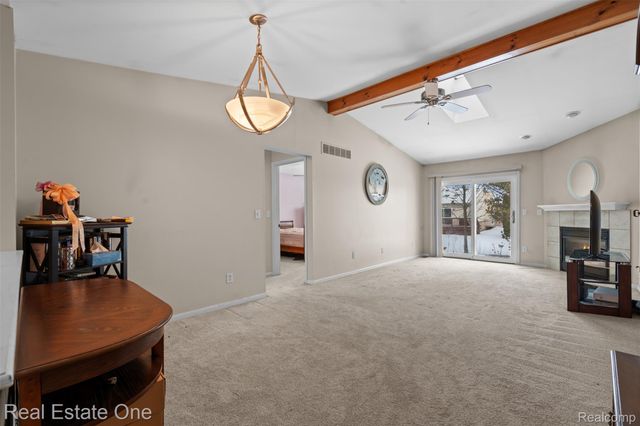 53244 Glen Oak Drive, New Baltimore, MI 48051