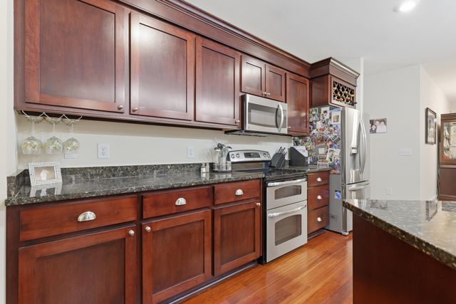207 Summer Breeze Way, Moncks Corner, SC 29461