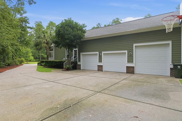 207 Summer Breeze Way, Moncks Corner, SC 29461