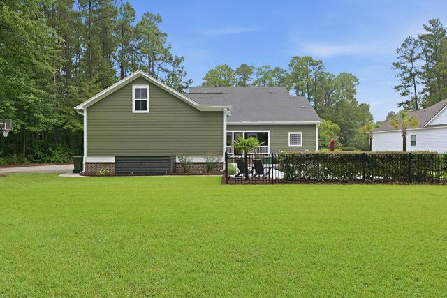 207 Summer Breeze Way, Moncks Corner, SC 29461