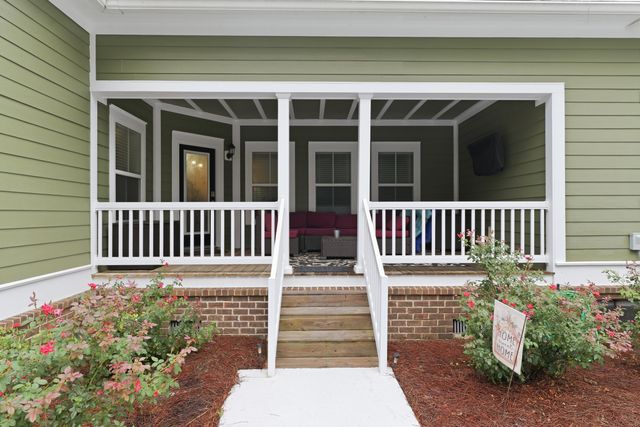 207 Summer Breeze Way, Moncks Corner, SC 29461