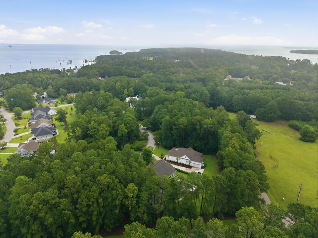 207 Summer Breeze Way, Moncks Corner, SC 29461