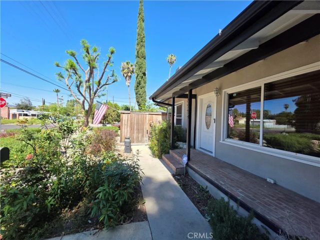6954 Glade, Canoga Park, CA 91303
