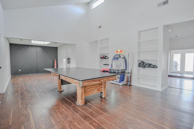 9208 Lynnhaven Avenue, Lubbock, TX 79423