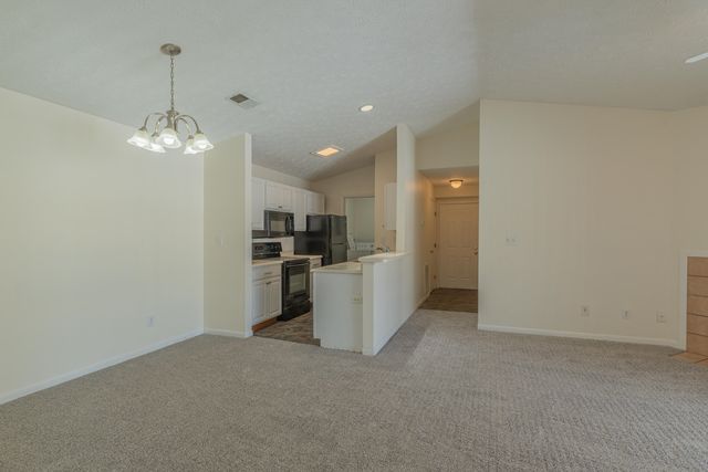 20 Rio Grande Circle, 8, Florence, KY 41042