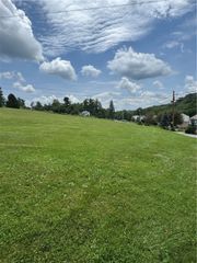 Lot 1 McCombs Rd, Peters Twp, PA 15367