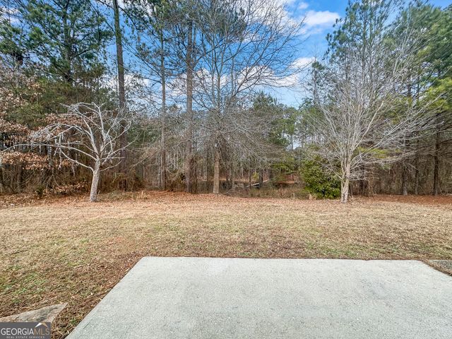 1395 Stephens Pond View, Loganville, GA 30052