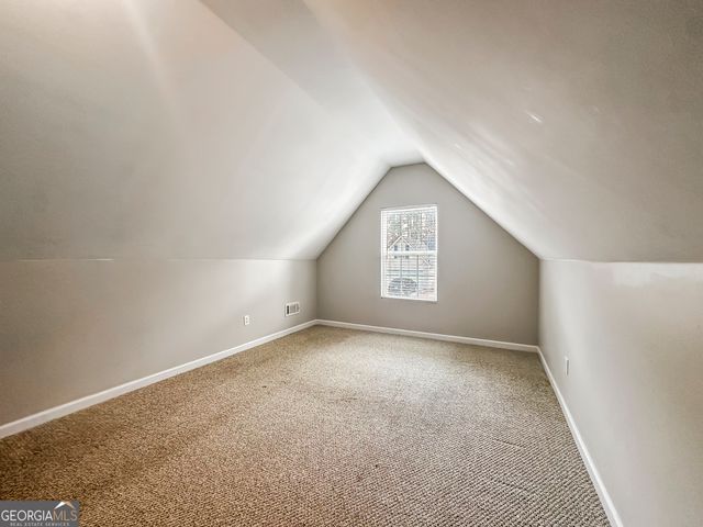 1395 Stephens Pond View, Loganville, GA 30052