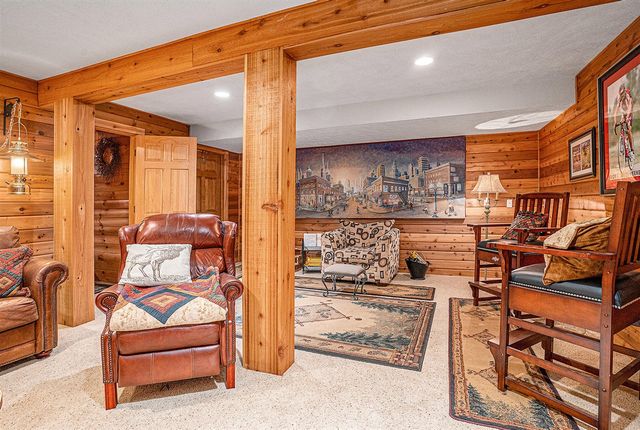 4667 52nd Street, Holland, MI 49423