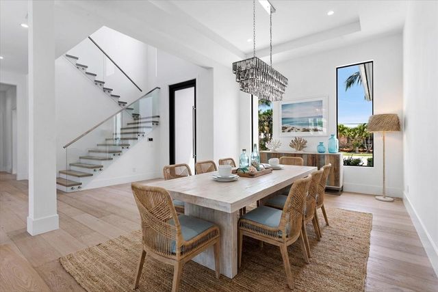 619 Riverside Road, North Palm Beach, FL 33408