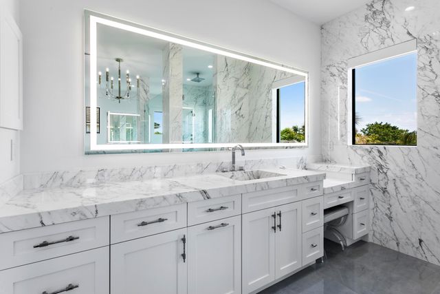 619 Riverside Road, North Palm Beach, FL 33408