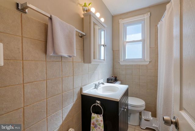 32 BONSALL AVE, Aldan, PA 19018