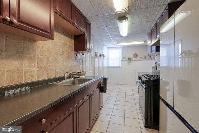 32 BONSALL AVE, Aldan, PA 19018