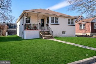 32 BONSALL AVE, Aldan, PA 19018