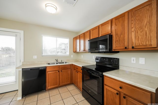 122 Blue Juniper, San Antonio, TX 78253