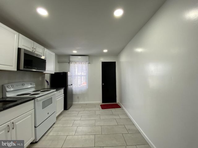345 WINTON ST, Philadelphia, PA 19148