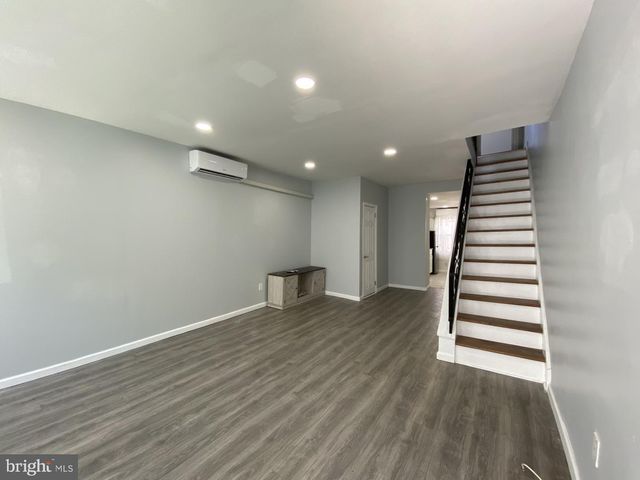 345 WINTON ST, Philadelphia, PA 19148