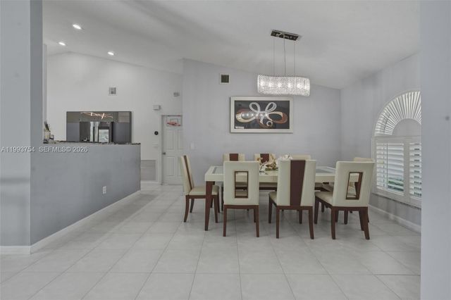 1510 SW 96th Ter, Davie, FL 33324